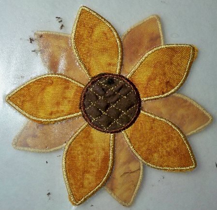 AccuQuilt Freestanding Sunflower