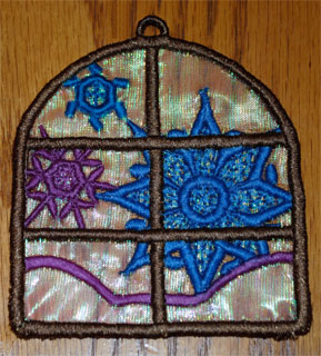 Dakota Collectibles Snowflake Window Ornament